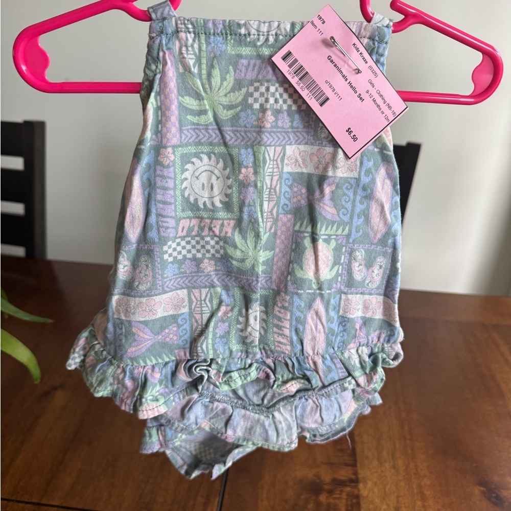 Pastel Patterned Ruffle Top and Shorts Set - Picture 2 of 2